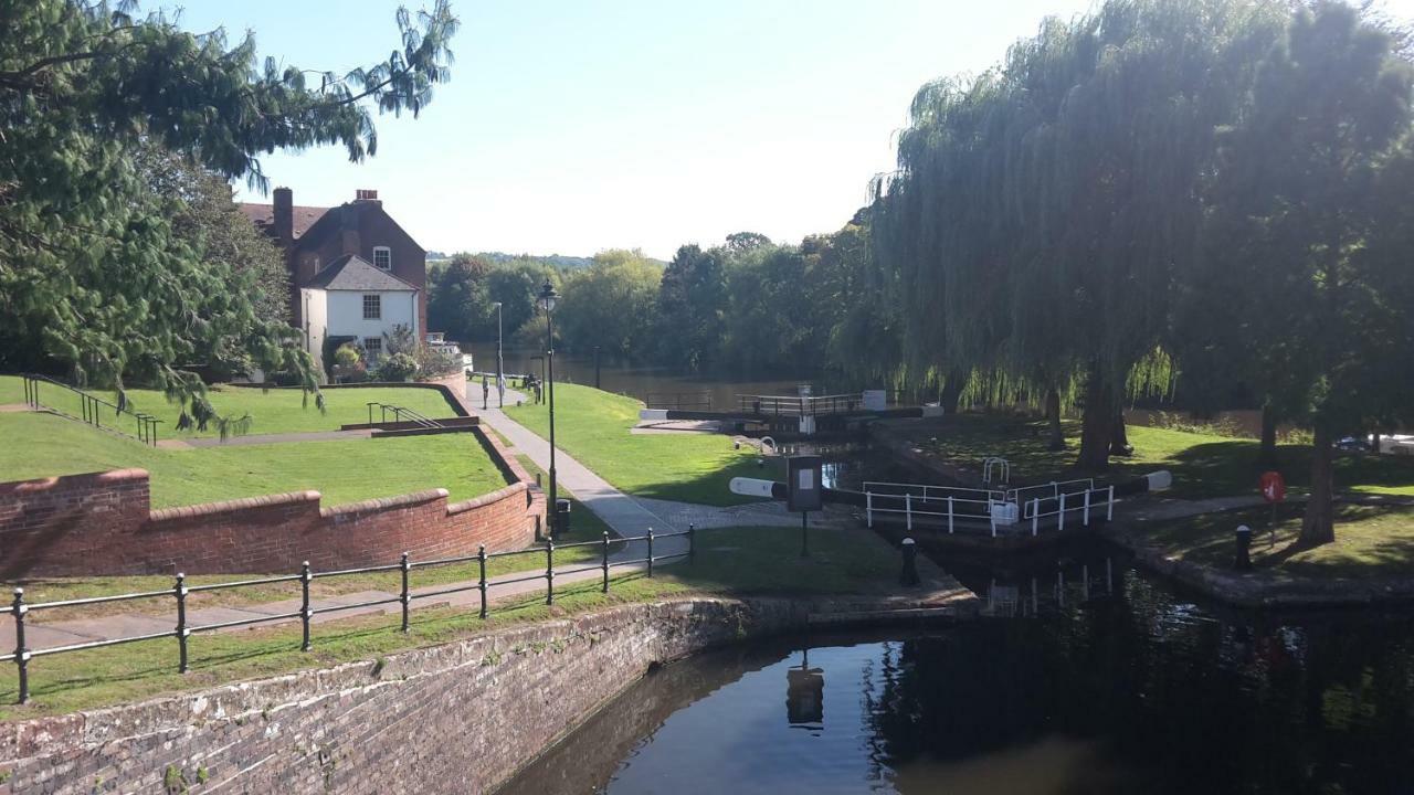 River View Apartment Stourport-on-Severn ภายนอก รูปภาพ